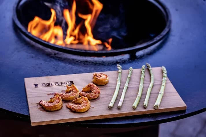 Cedar Smoking Planks - Tiger Fire Plancha BBQ