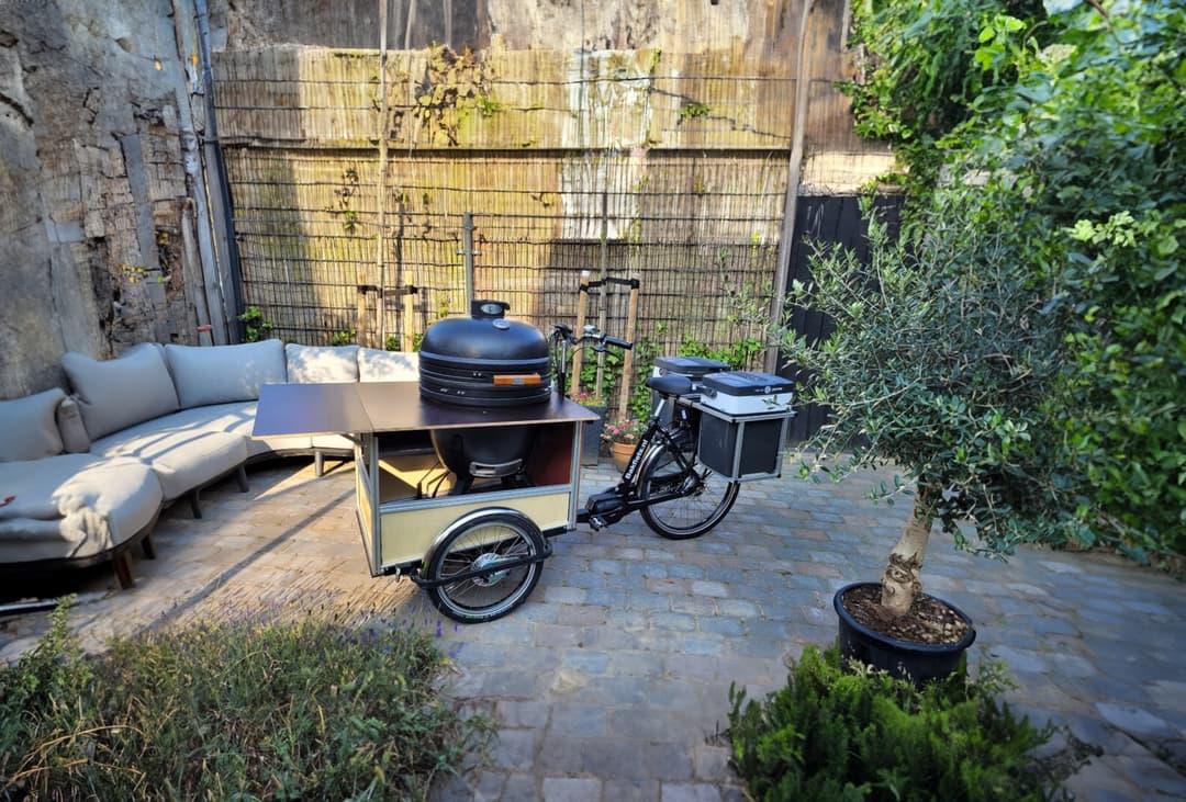 Grill Bill BBQ Bakfiets From MarksBBQbike.nl