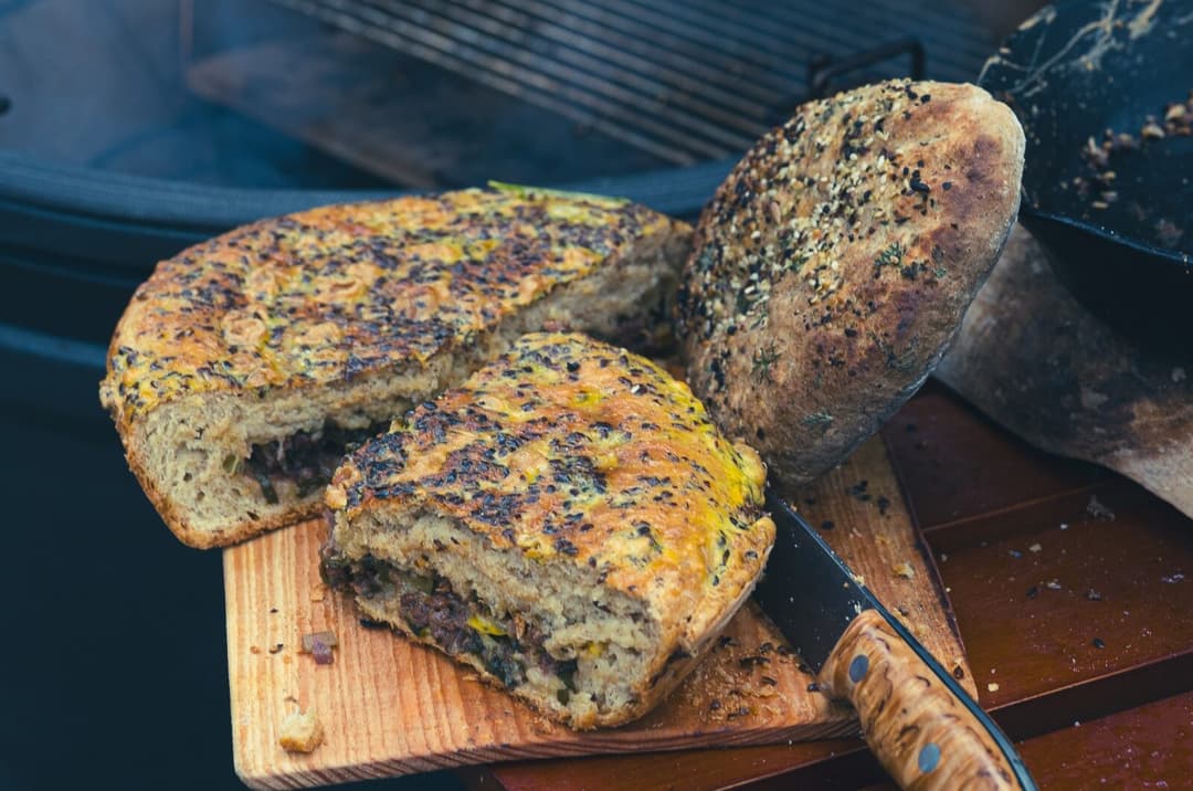 Wild-filled skillet bread with minced meat and egg