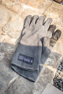 Lederhandschuhe - Tiger Fire Plancha BBQ