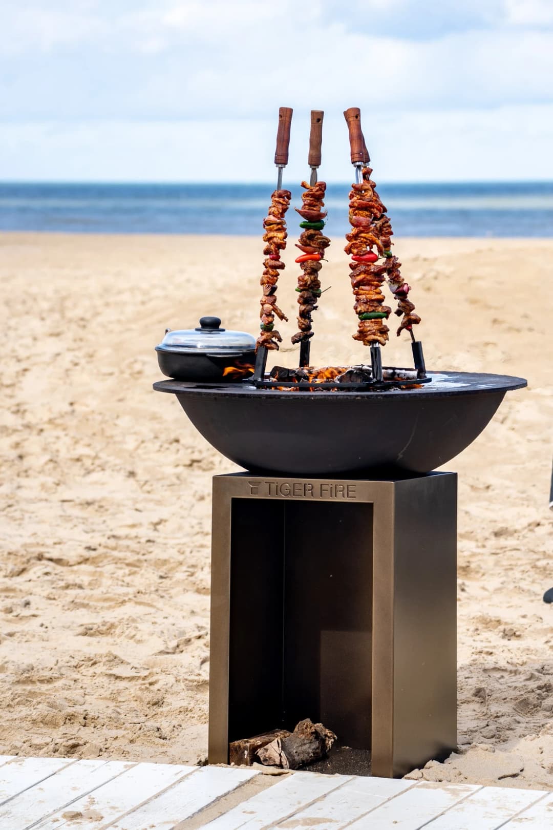 Plancha BBQ, 88 Storage Bronze & Black - Tiger Fire