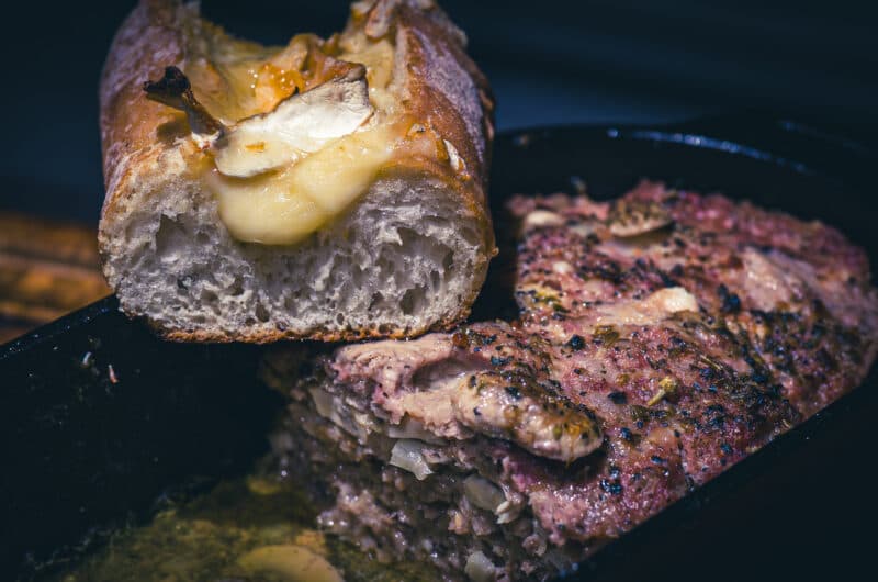 Smokey Italienischer Hackbraten mit 3-Käse-Brot