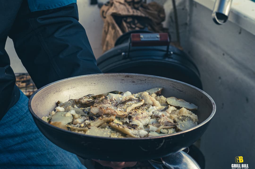 Smokey-Risotto mit Wittling, Scharbe und gerösteter Topinambur