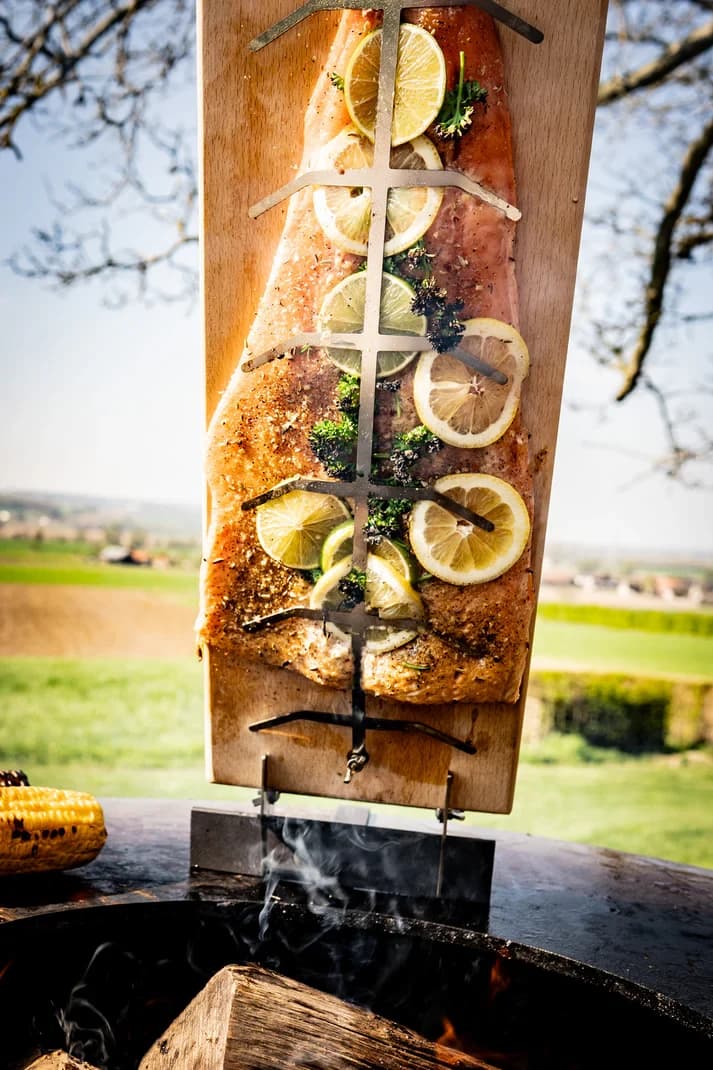 Räucherbrett für Lachs - TIGER FIRE Plancha BBQ 112