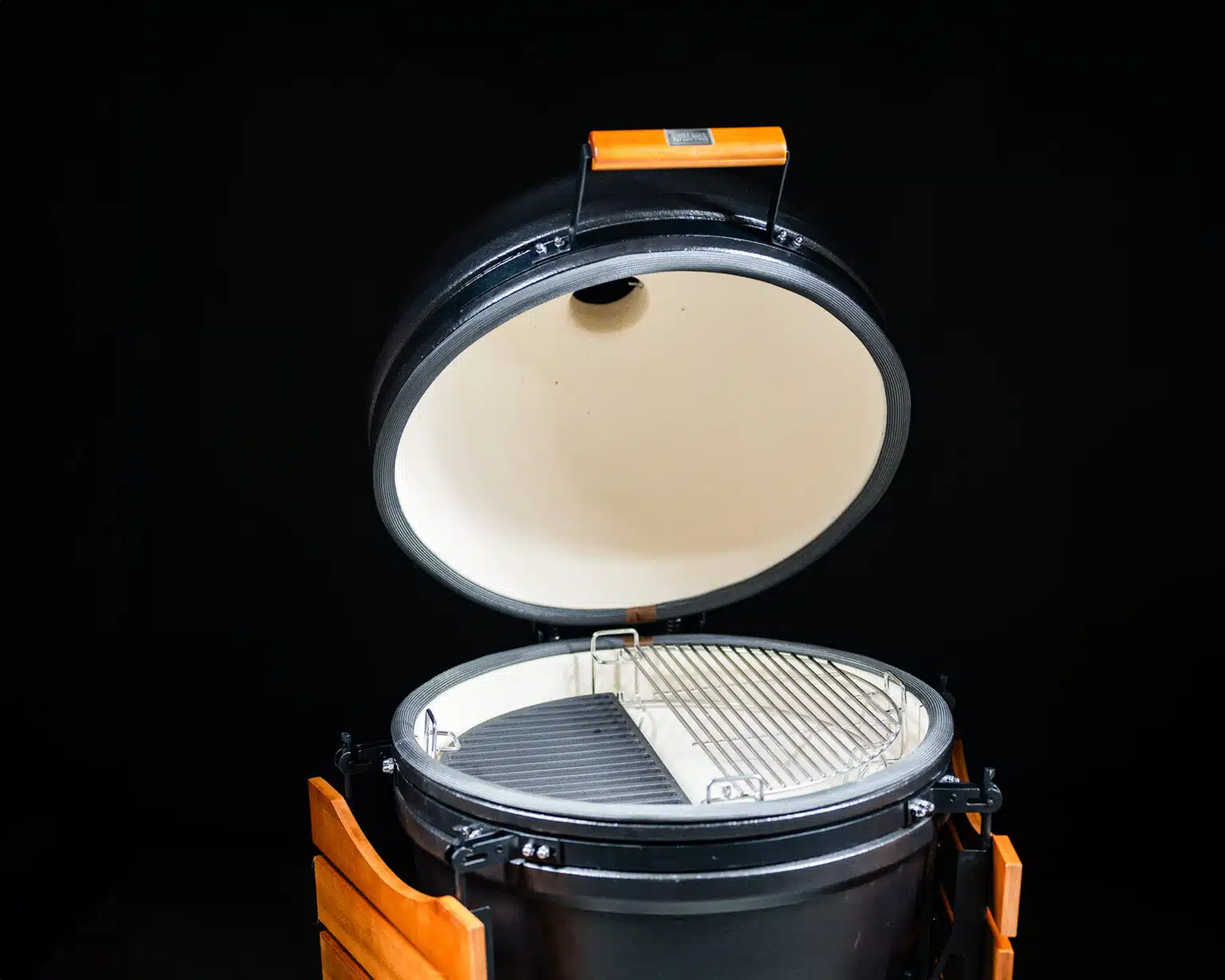 Extra Large kamado bbq - 23inch Grill Bill Pro 2 open