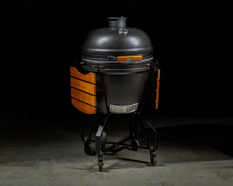 Extra Large kamado bbq - 23inch Grill Bill Pro 2 schuin