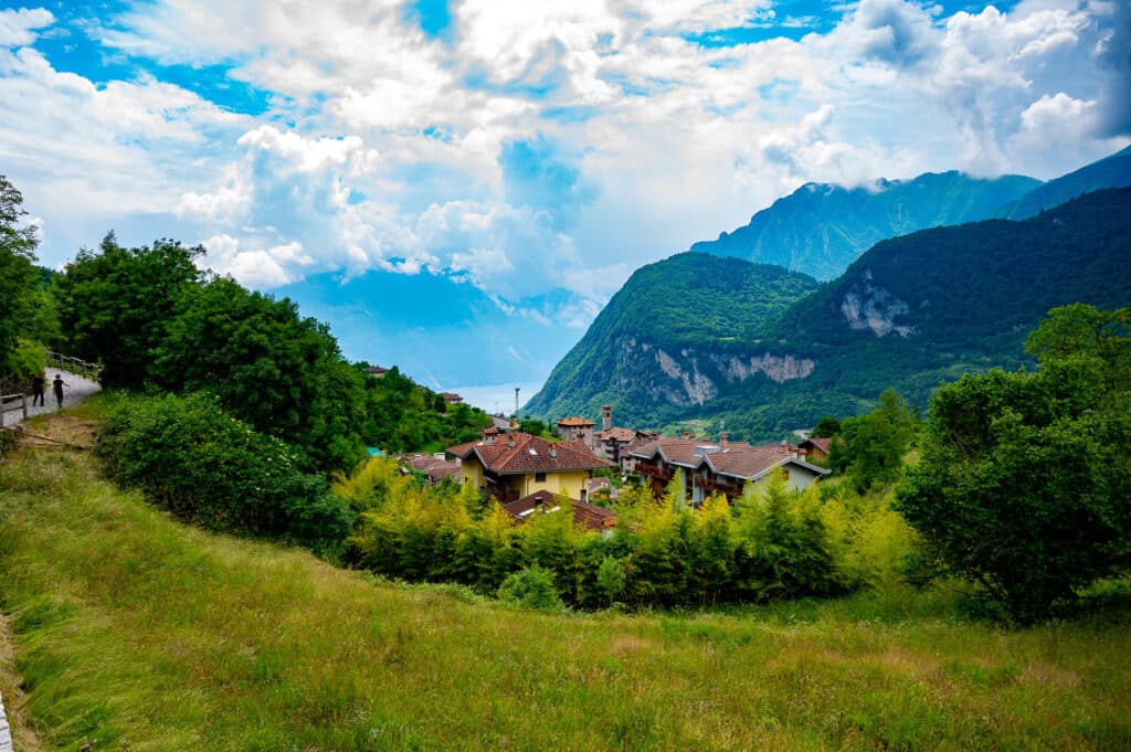 bbq roadtrip 4 Kamperen in Stijl: Kamado BBQ's voor Onderweg