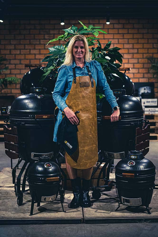 fleur grill bill crew 26 kopieren Over Nomad Fire Co; BBQ Beyond Borders