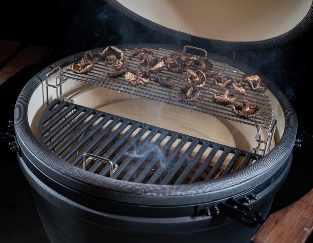 koken op restwarmte op de kamado bbq